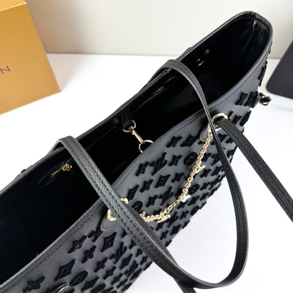 LV Neverfull MM Bag M45686 BC LV Neverfull MM Bag M45686 BC