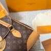 LV Monogram Beverly GM Bag C2301850