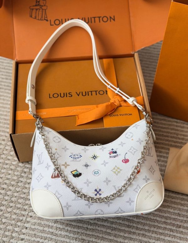 LV Boulogne Monogram C2301450 LV Boulogne Monogram C2301450