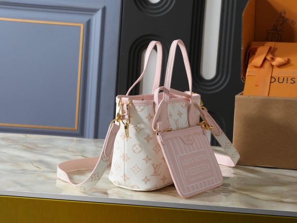 LV Neverfull Inside Out BB Bag M2A465-M2A466 BC LV Neverfull Inside Out BB Bag M2A465-M2A466 BC