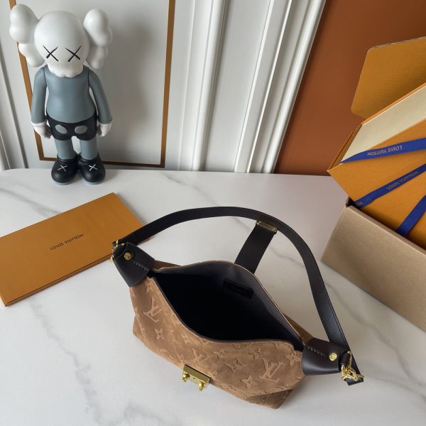 LV Pochette Mia Bag M2A252 BC