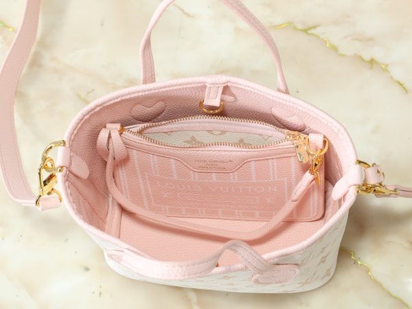 LV Neverfull Inside Out BB Bag M2A465-M2A466 BC LV Neverfull Inside Out BB Bag M2A465-M2A466 BC