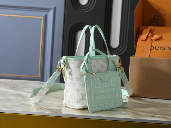 LV Neverfull Inside Out BB Bag M2A465-M2A466 BC LV Neverfull Inside Out BB Bag M2A465-M2A466 BC
