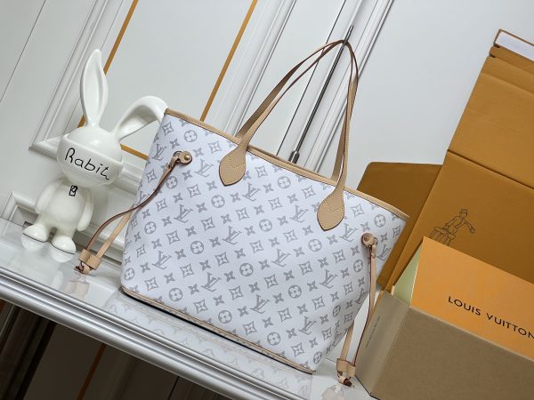 LV Neverfull Ski Monogram M3A288 BC LV Neverfull Ski Monogram M3A288 BC