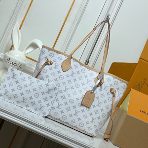 LV Neverfull Ski Monogram M3A288 BC