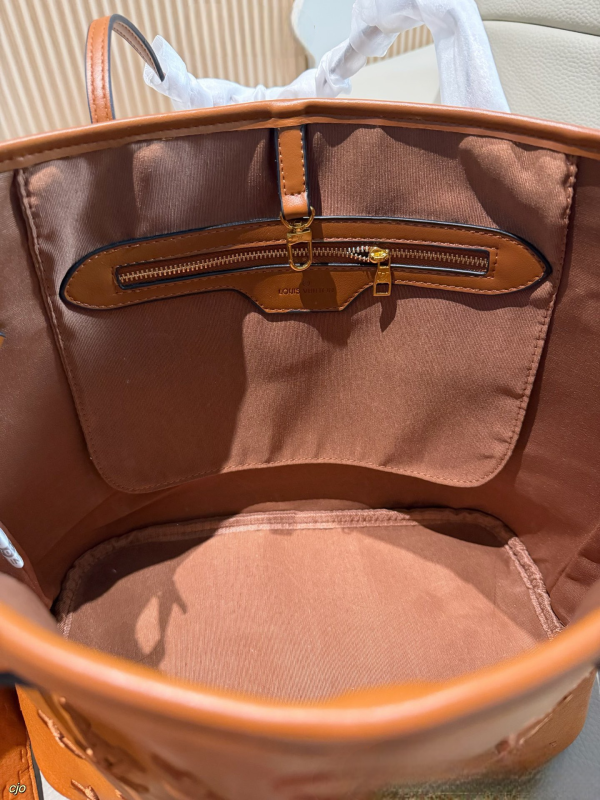 New Fashion LV Handbag LV2610151 QA